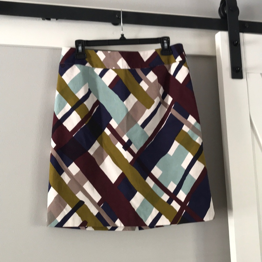 Merona Colorful Pencil Skirt. Size 6